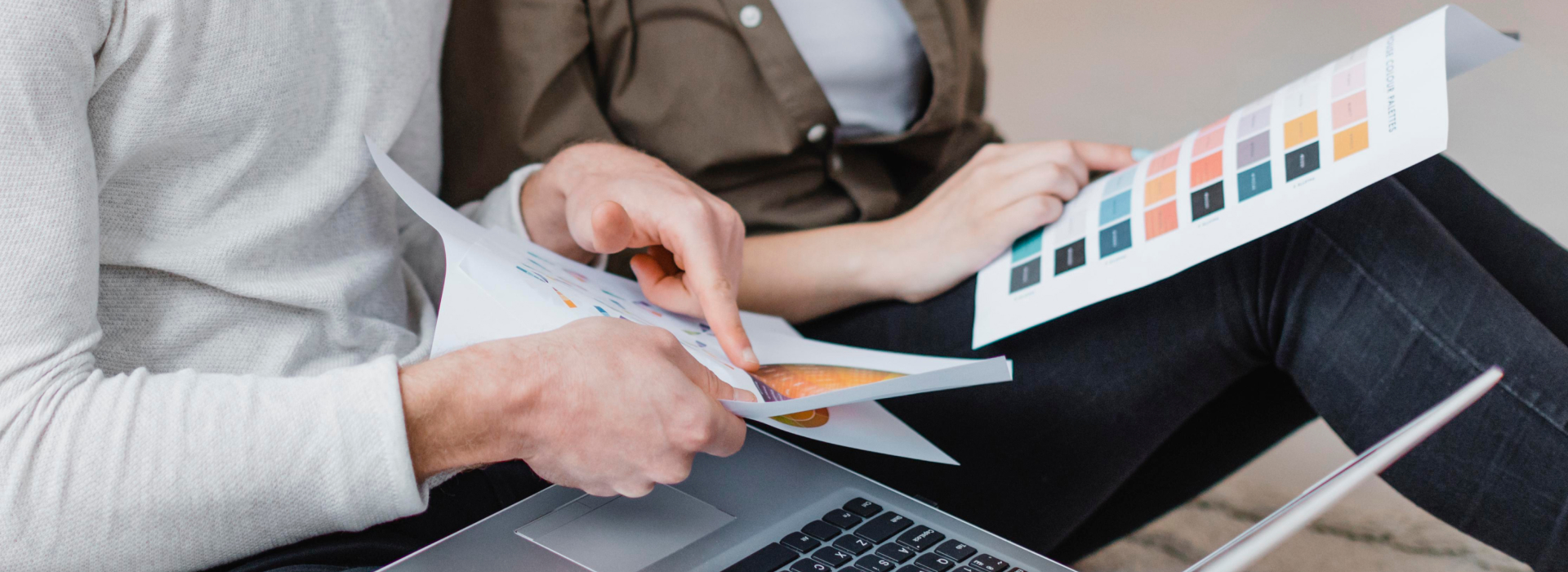 Guide To Singapore Business Card Printing: Design, Types, And Services